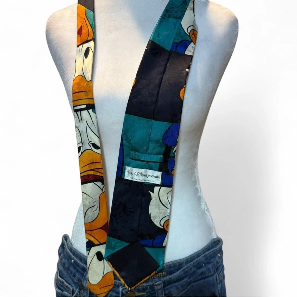 Donald Duck Disney Store Neck Tie